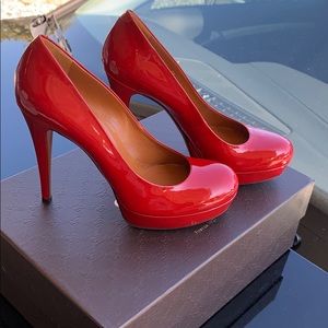 Womens Gucci heels